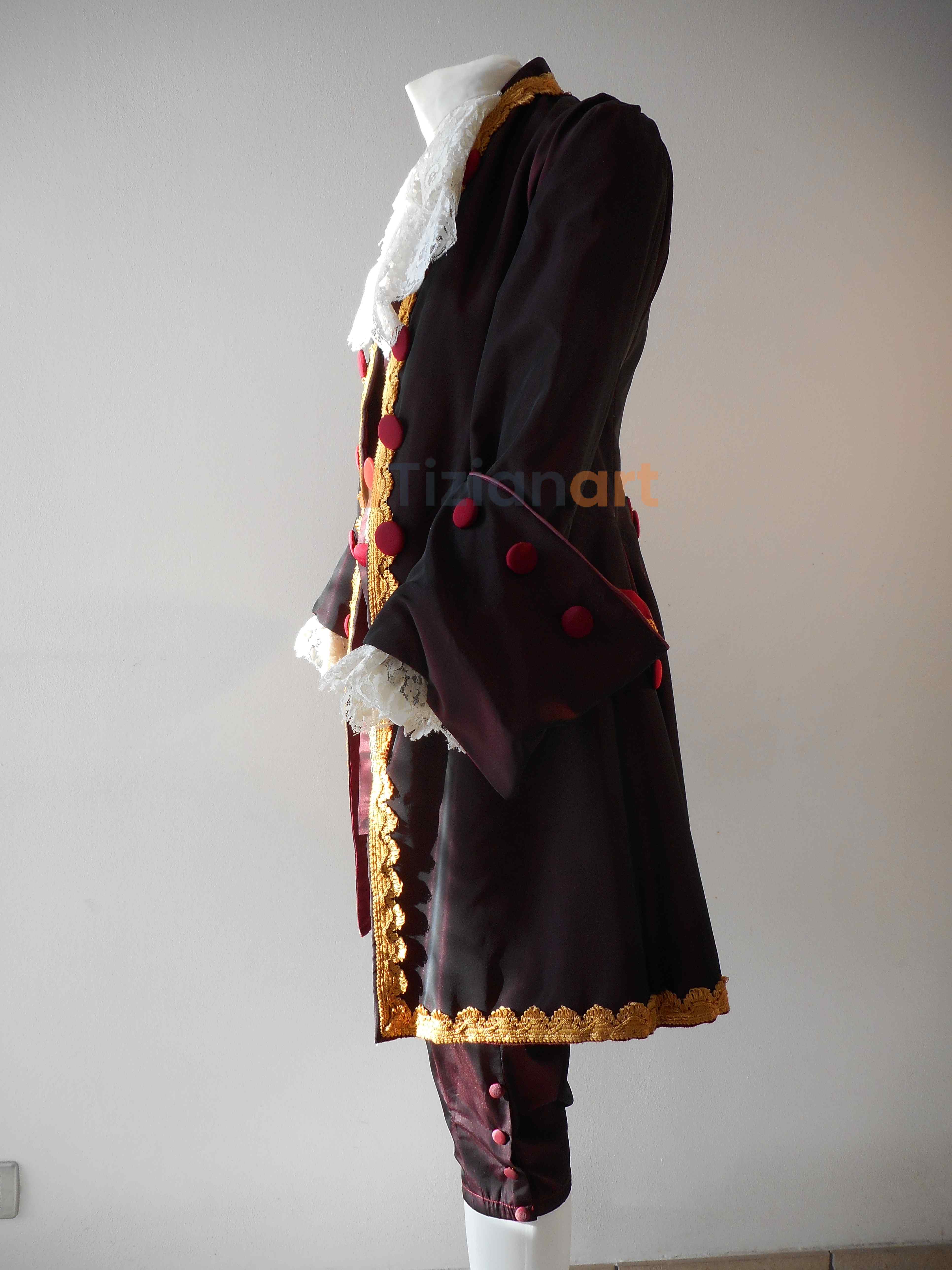 costume in vendita