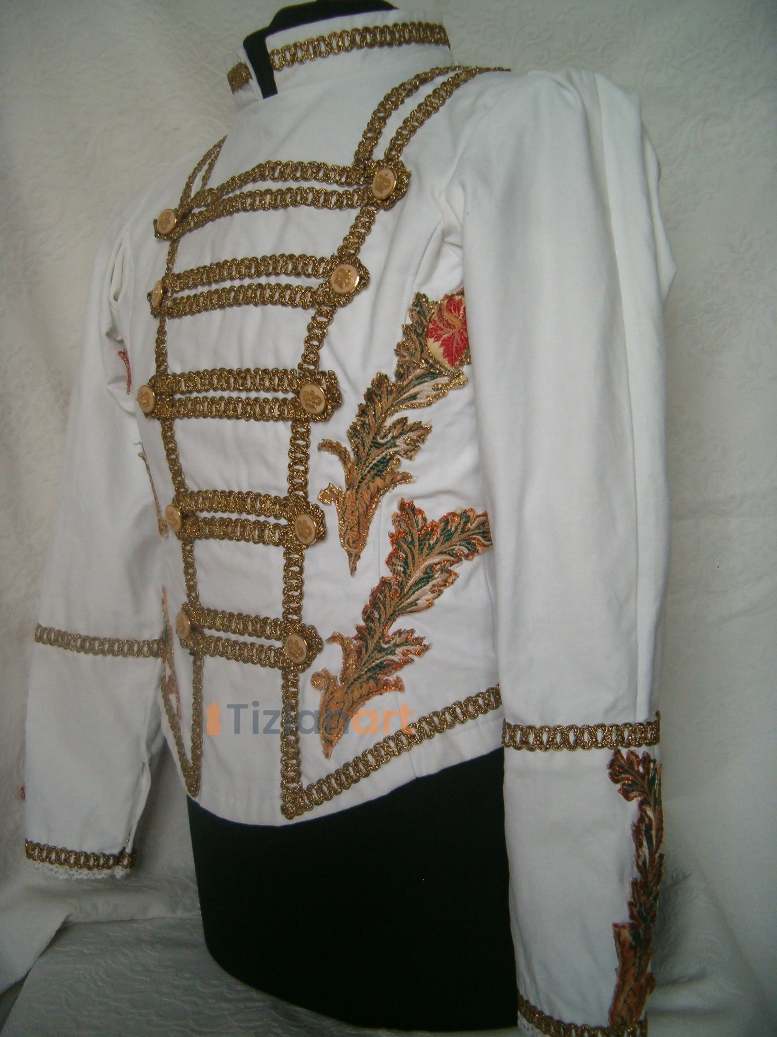 costume in vendita